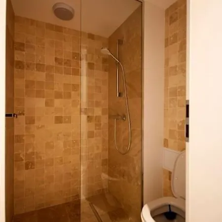 Retro Midtown Apartment Bucarest Esterno foto